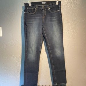 Levi’s Curvy Straight Jeans 👖